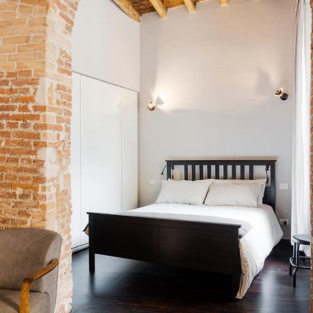 Stylish Milanese Studio - Via Cirillo Milão Exterior foto