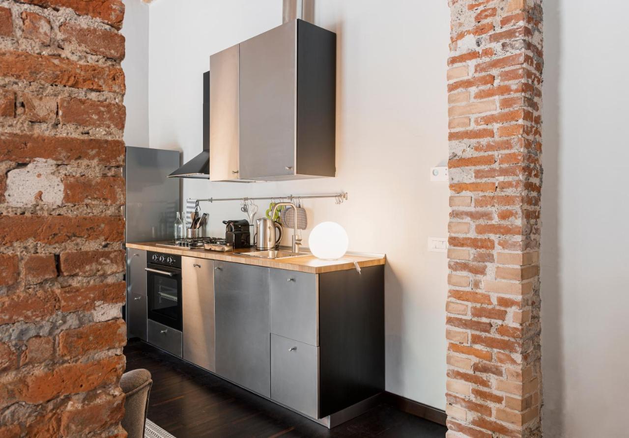 Stylish Milanese Studio - Via Cirillo Milão Exterior foto