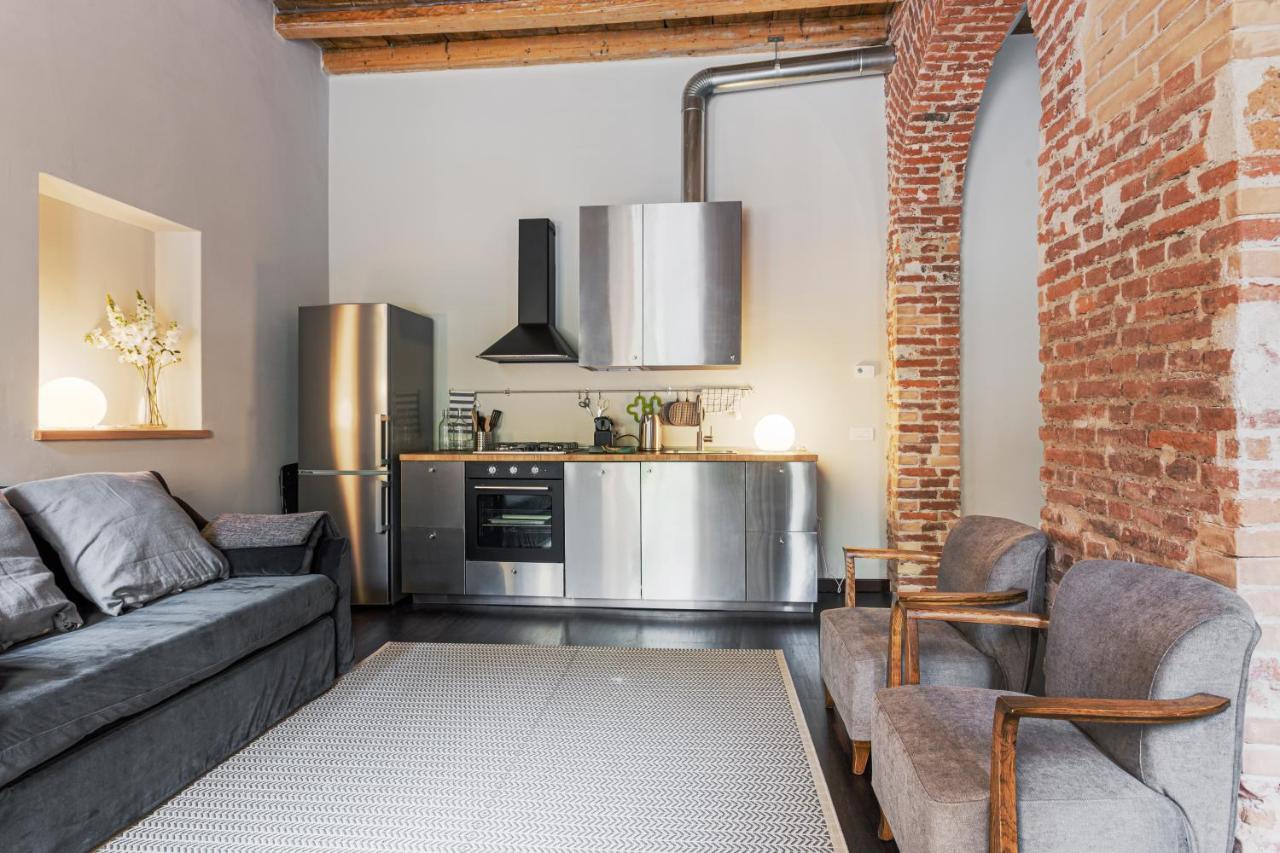 Stylish Milanese Studio - Via Cirillo Milão Exterior foto