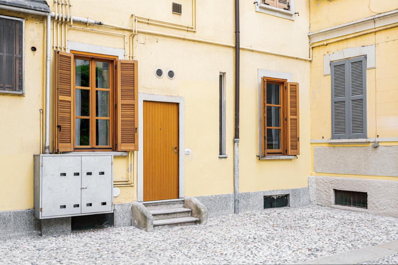Stylish Milanese Studio - Via Cirillo Milão Exterior foto