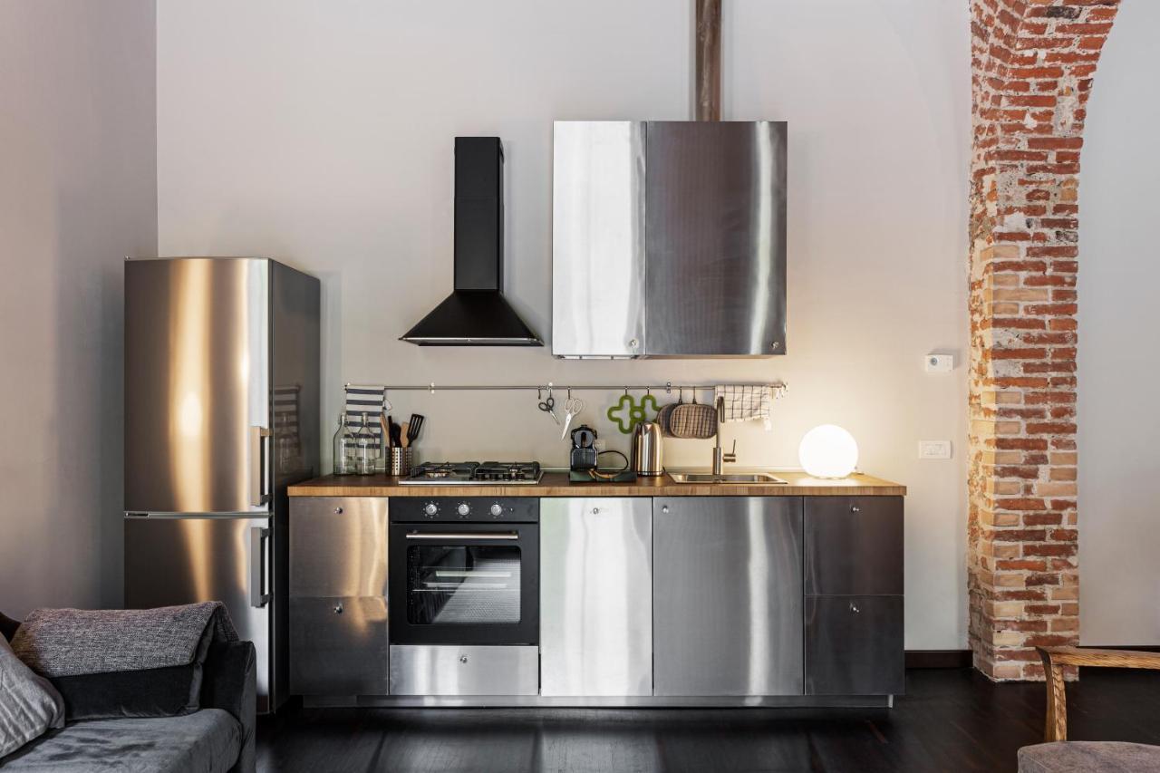 Stylish Milanese Studio - Via Cirillo Milão Exterior foto