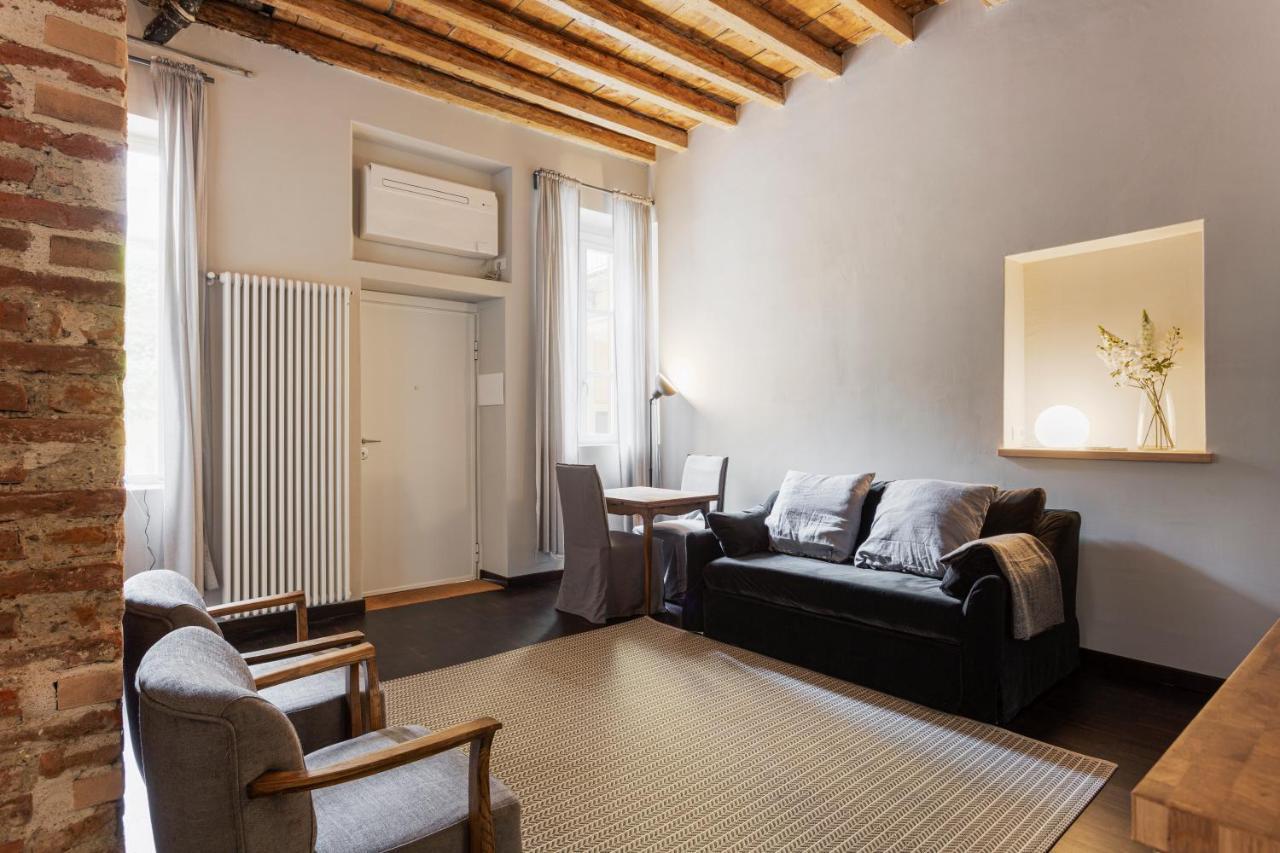 Stylish Milanese Studio - Via Cirillo Milão Exterior foto
